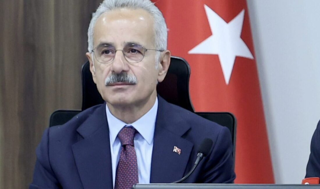 Ulaştırma ve Altyapı Bakanı Abdülkadir Uraloğlu, AK Parti Alanya İlçe