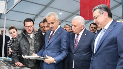 Trabzon’da bu yıl 2'ncisi düzenlenen Kitap Günleri ilgi görüyor. Etkinliğin