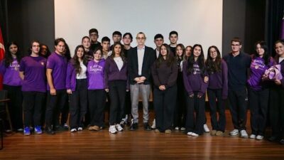  Etimesgut Belediye Başkanı Erdal Beşikcioğlu, üniversite öğrencileriyle düzenlediği interaktif etkinlikler ve