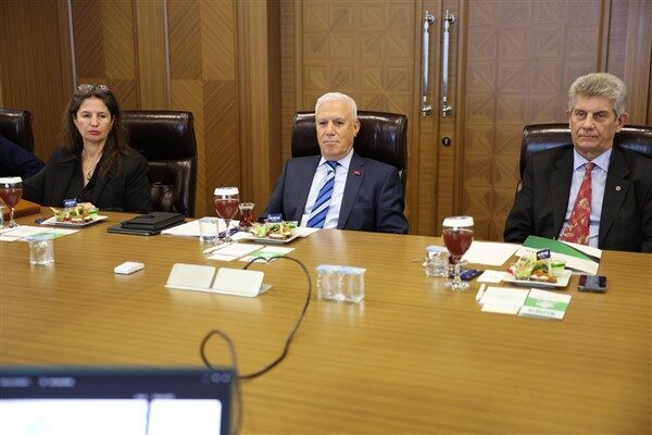 Bölgesel Muhtarlar Çalıştayları ve ‘Hayalimizdeki Bursa’yı Konuşuyoruz’ toplantılarıyla 17 ilçede