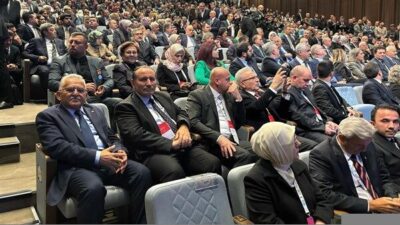 Başkan Büyükkılıç,“Medeniyetimizde Şehir ve Mekan” temalı Şehircilik Zirvesi’ne katıldı.  Büyükkılıç,