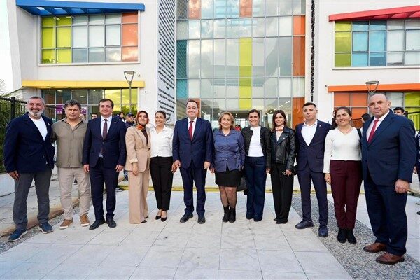 Manisa Büyükşehir Belediye Başkanı Besim Dutlulu, Sarıgöl’de ziyaretler gerçekleştirdi. İlçede