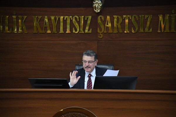 Trabzon Büyükşehir Belediyesi Meclisi'nin Kasım ayı toplantılarının ilki, Büyükşehir Belediye