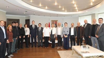 Kocaeli Akademik Odalar Birliği Dönem Başkanı Cuma Özdemir ve yönetimi,