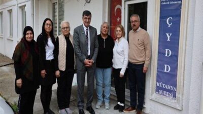 Ziyarette, Kütahya'da özellikle gençlere yönelik sosyal projeler, eğitim destek programları,