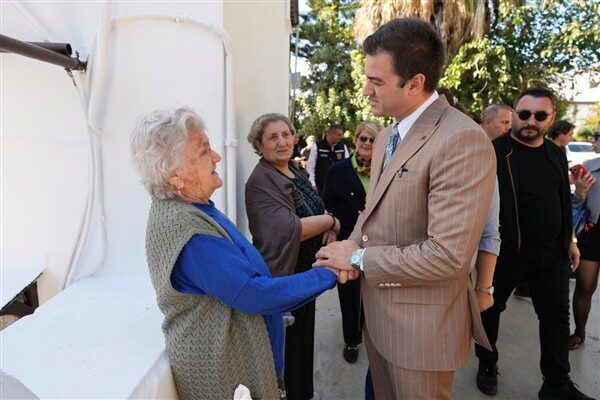 Programı kapsamında önce Eskiçeşme Mahallesi’ni ziyaret eden Başkan Mandalinci, daha