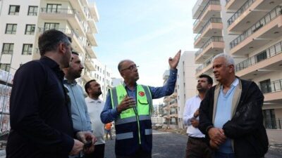 Başkan Yapar, incelemeleri sırasında yetkililerden bilgi alarak projelerin son durumu