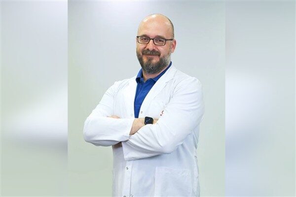 Güven Hastanesi Beyin ve Sinir Cerrahisi Bölümü’nden Prof. Dr. Alp