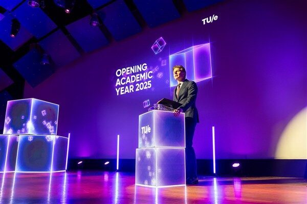 Hollanda Savunma Bakanı Brekelmans, Lübnan Cumhuriyeti Cumhurbaşkanı Joseph Aoun ile görüşmekten