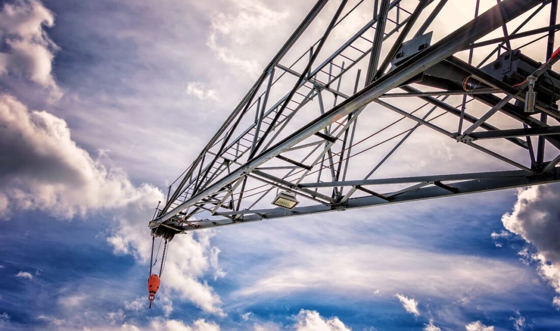 Kamuyu Aydınlatma Platformuna (KAP) yapılan açıklamada, ''Şirketimiz yurt dışında faaliyet