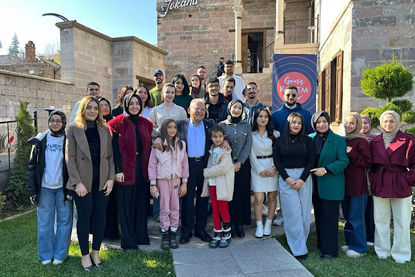 Kayseri Büyükşehir Belediye Başkanı Dr. Memduh Büyükkılıç, Talas’ta düzenlenen programda