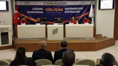 Eskişehir Ticaret Odası Meclis Salonu’nda gerçekleştirilen etkinliğe çok sayıda mimar