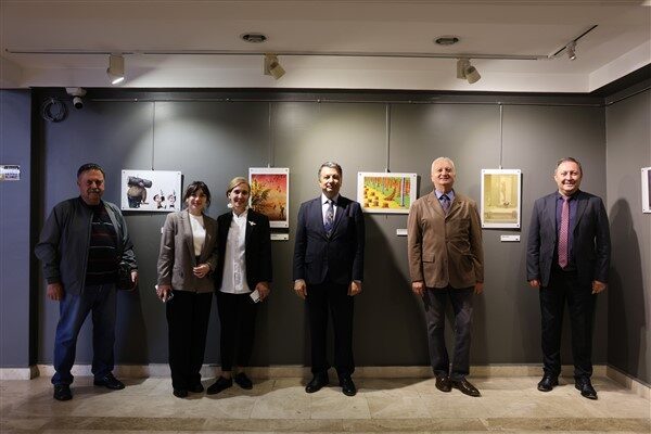 Aydın Doğan Vakfı, “Küllerinden Doğan Umut” sergisini Eskişehir’de sanatseverlerle buluşturuyor.