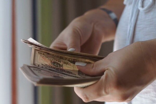 Kamuyu Aydınlatma Platformuna (KAP) yapılan açıklamada, ''Şirketimiz tarafından Türk Ticaret