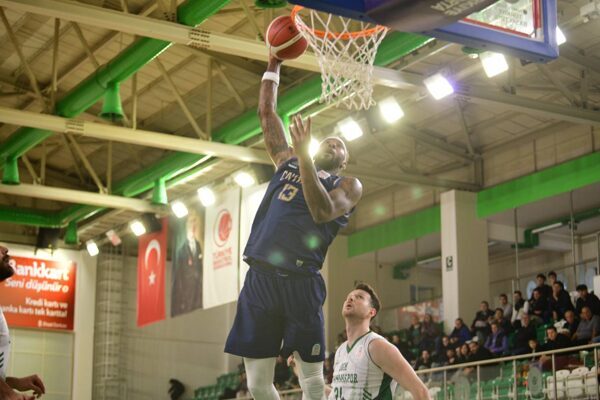 Dün Ankara M. Sait Zarifoğlu Spor Salonu’nda oynanan karşılaşmaya, Can