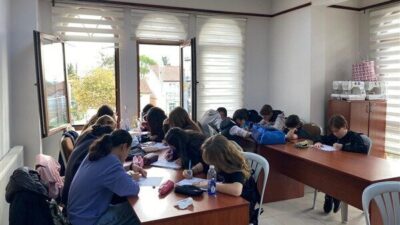 Çınar Akademi, YKS ve LGS kurslarında hızlandırma programı uygulamasına geçti.