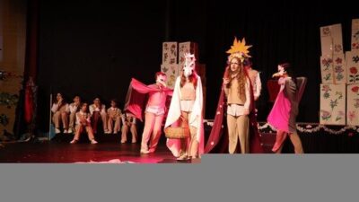 Marmaris Belediyesi’nin ara tatil döneminde çocuklara özel hazırladığı Çocuk Oyunları