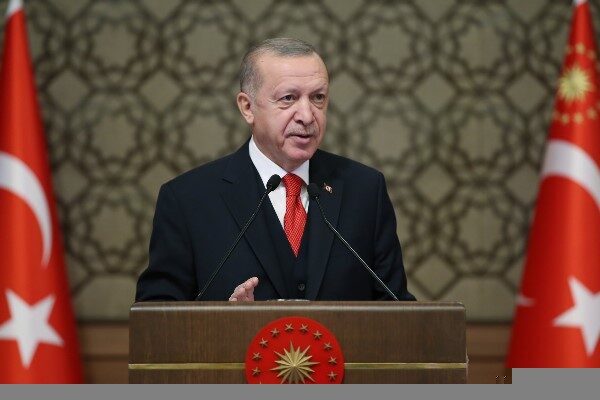 Cumhurbaşkanlığı İletişim Başkanlığından yapılan açıklamaya göre Cumhurbaşkanı Recep Tayyip Erdoğan,