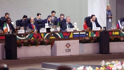 Cumhurbaşkanı Recep Tayyip Erdoğan, Güney Afrika’da düzenlenen G20 Liderler Zirvesi