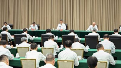 Aynı zamanda Çin Komünist Partisi (ÇKP) Merkez Komitesi Genel Sekreteri