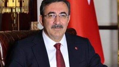 Cumhurbaşkanı Yardımcısı Cevdet Yılmaz, Azerbaycan’ın 8 Kasım Zafer Günü’nü tebrik
