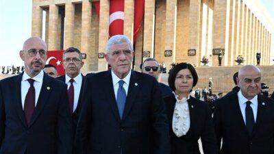 İYİ Parti Genel Başkanı Müsavat Dervişoğlu, Gazi Mustafa Kemal Atatürk'ün