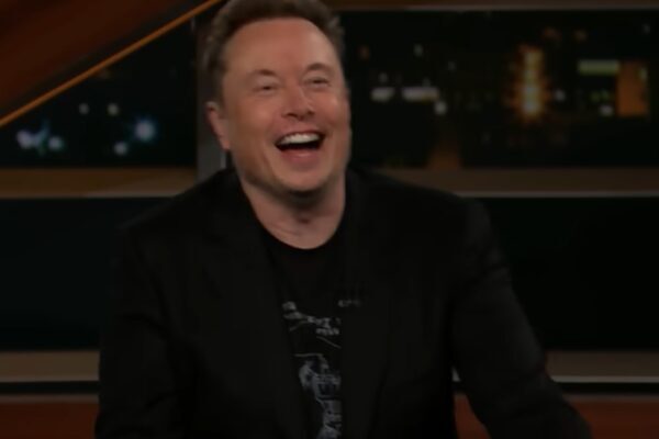 Tesla, şirketin yıllık hissedarlar toplantısında hisselerin yüzde 75'inden fazlasının maaş