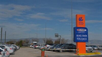 Eskişehir Büyükşehir Belediye Başkanı Ayşe Ünlüce, Behiç Erkin’in 64. vefat