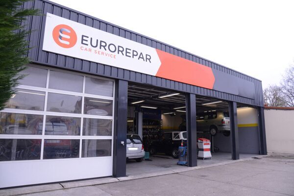 Eurorepar Car Service; tüm filtreler ve motor yağı değişimini işçilik