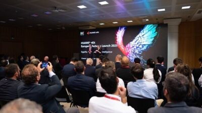 Bilgi ve iletişim teknolojilerinin lider sağlayıcısı Huawei, Madrid'de düzenlenen HUAWEI