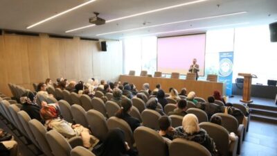 İnegöl Belediyesi, 14 Kasım Dünya Diyabet Günü'nde özel bir seminerle