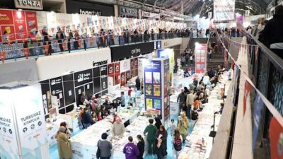 İnegöl Belediyesi tarafından düzenlenen 9. Kitap Günleri, 31 Ekim Cuma