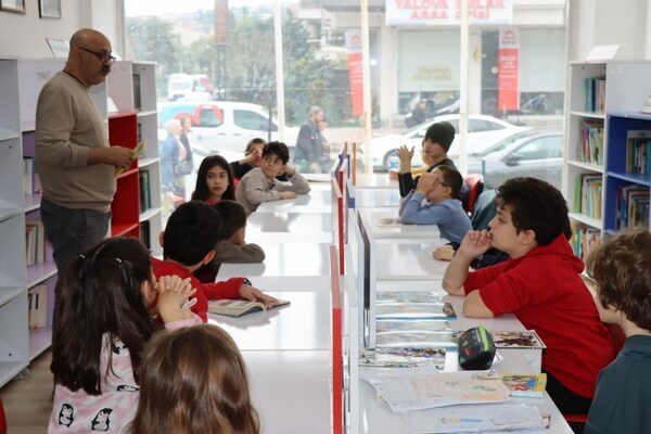 Kasım ayı boyunca sürecek çocuk etkinlikleri kapsamında İstanbul Kadıköy Belediyesi