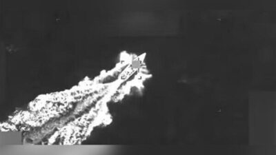 ABD Savunma Bakanı Pete Hegseth, X'te "Gemide bulunan üç erkek