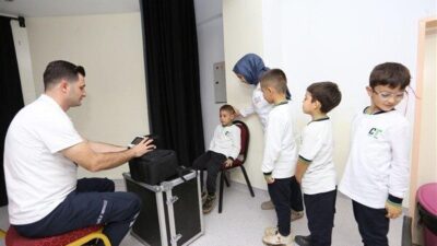 Kepez Belediyesi, yürüttüğü ücretsiz göz taramalarına devam ediyor. Belediye Sağlık