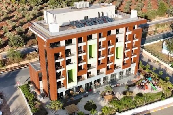 Kepez’de Hasta Yakınları Konukevi hizmeti Kepez'de Hasta Yakınları Konukevi’nde kapsamlı bir yenileme gerçekleştirildi. Konukevi artık