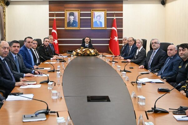 Kocaeli Valisi İlhami Aktaş başkanlığında, Emniyet Genel Müdürlüğü Toplum Destekli Polislik