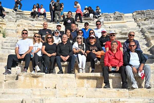 Kepez Belediyesi ev sahipliğinde Mimar Sinan Kongre Merkezi’nde başlayan “Akdeniz