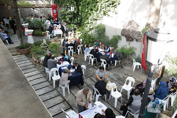 Basmane Semt Merkezi'nde düzenlenen buluşmaya 19 Mayıs, Akarcalı, Akıncı, Ali