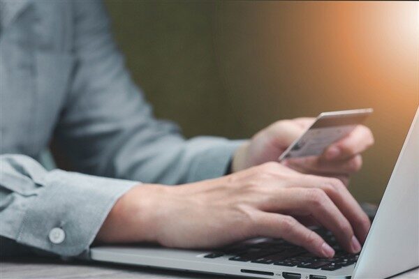 Marbaş Menkul Değerler'in raporunda, 31 Ekim haftasında; kart harcamalarına bakıldığında