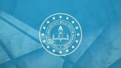 MEB yetkilileri, “MEBİ” Bireysel Öğrenme Platformu kapsamında hazırlanan YKS tarama