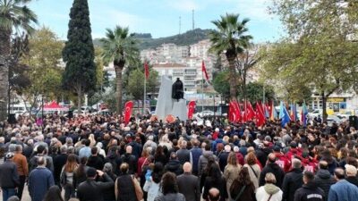 Türkiye Cumhuriyeti'nin kurucusu Ulu Önder Gazi Mustafa Kemal Atatürk, ebediyete