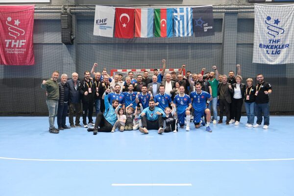 Nilüfer Belediyespor, HB Red Boys Differdange’yi mağlup etti Nilüfer Belediyespor Erkek Hentbol Takımı, EHF Avrupa Kupası 3. Turu’ndaki