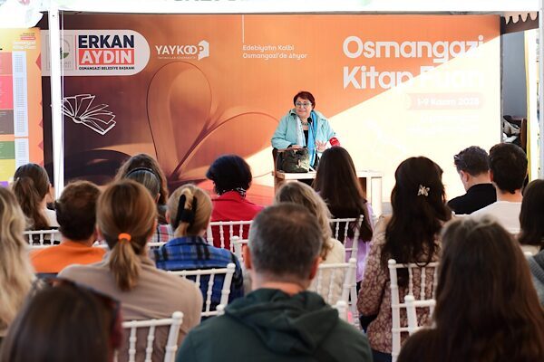 Osmangazi Belediyesi tarafından 1-9 Kasım tarihleri arasında düzenlenen Osmangazi Kitap