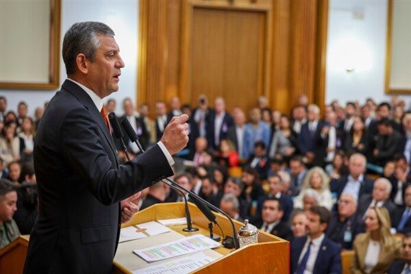 CHP Genel Başkanı Özel'in konuşmasından bazı satır başları şöyle: "Değerli