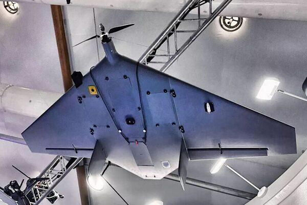 Rusya en son insansız hava aracı Supercam S180’i tanıttı Supercam sabit kanatlı İHA, kısa süreli ivmelenme kabiliyetiyle FPV İHA'lardan