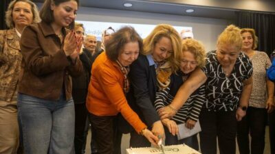 Bornova Belediyesi Sağlık İşleri Müdürlüğü bünyesinde faaliyet gösteren Sağlıklı Yaş