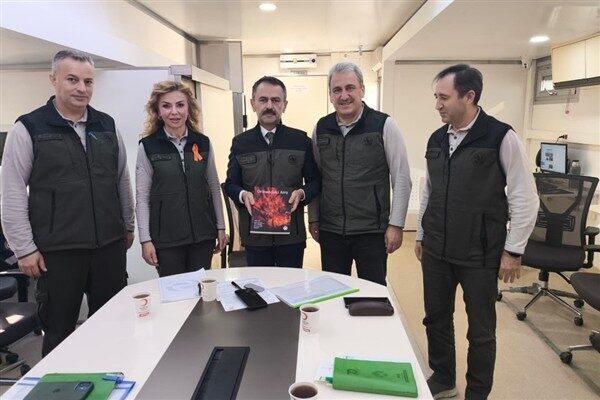 Sakarya Orman Bölge Müdürü Metin Topçu ve beraberindeki Basın ve