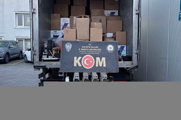 Sakarya Cumhuriyet Başsavcılığı koordinesinde, Sakarya İl Emniyet Müdürlüğü ekipleri tarafından