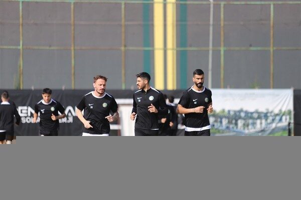 Sarı-yeşilli ekip, günü sabah saatlerinde yaptığı antrenmanla başlattı. Teknik heyet